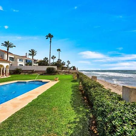Villa 1100 Beachfront First Line Marbellac