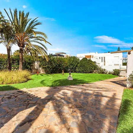 Villa 1100 Beachfront First Line *