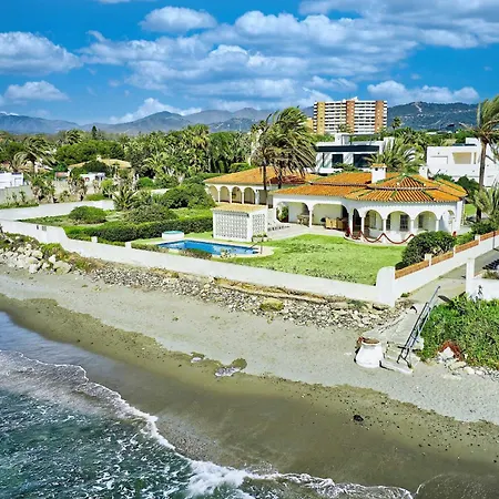Villa 1100 Beachfront First Line Marbellac