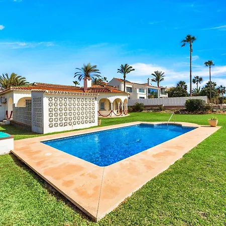 1100 Beachfront First Line Μαρμπέλλα