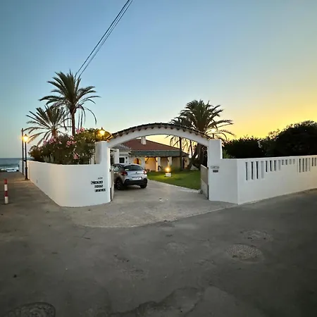 别墅 1100 Beachfront First Line