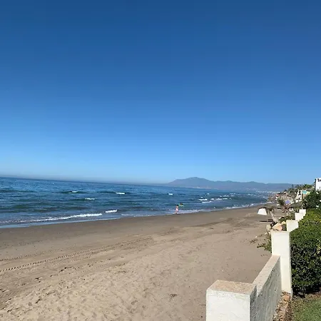 别墅 1100 Beachfront First Line *