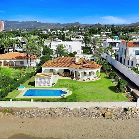 וילה 1100 Beachfront First Line
