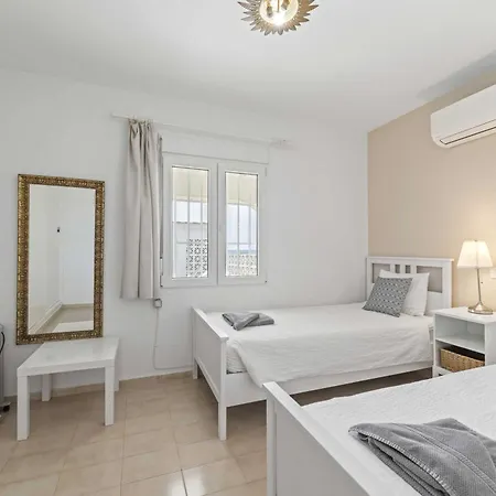 וילה 1100 Beachfront First Line מארבלה